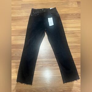 Zara Black High Rise Ankle length Raw hem Jeans Size 4